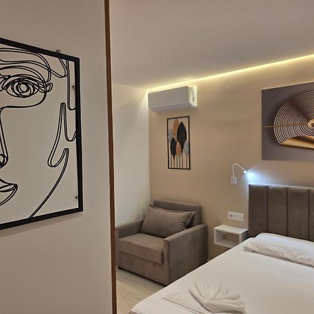 Apartments Veliaj Εξαμίλιο Εξωτερικό φωτογραφία
