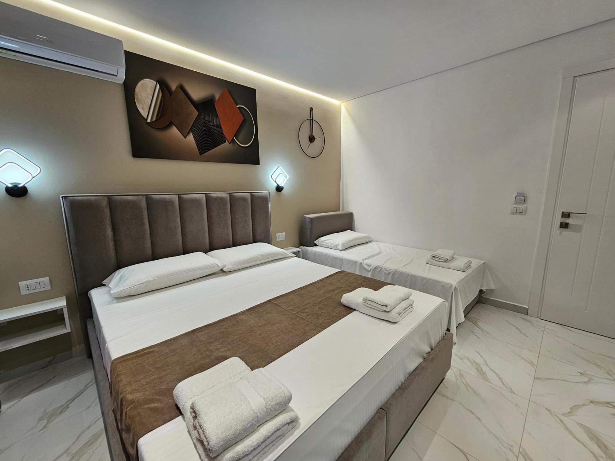 Apartments Veliaj Εξαμίλιο Εξωτερικό φωτογραφία