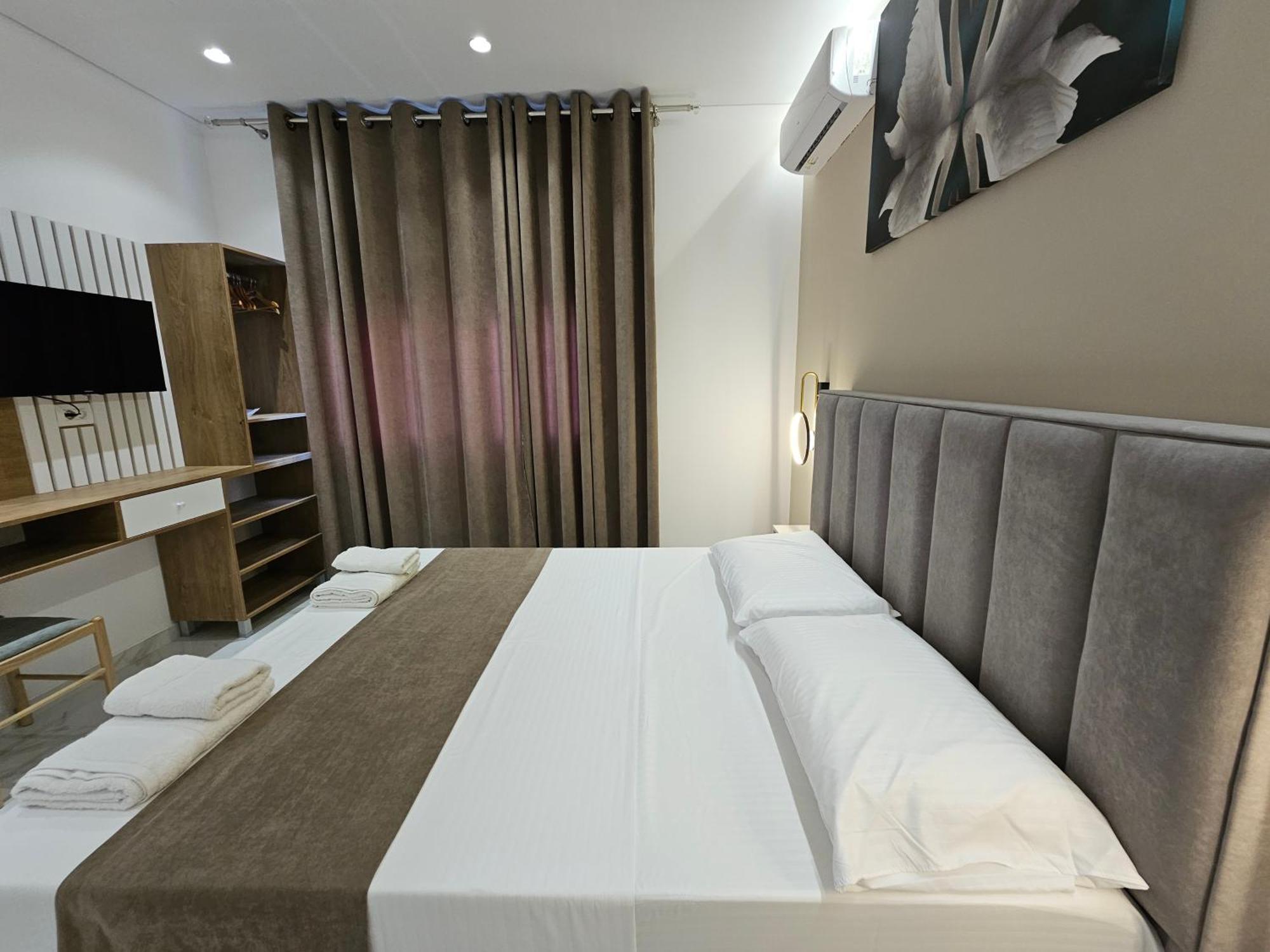 Apartments Veliaj Εξαμίλιο Εξωτερικό φωτογραφία