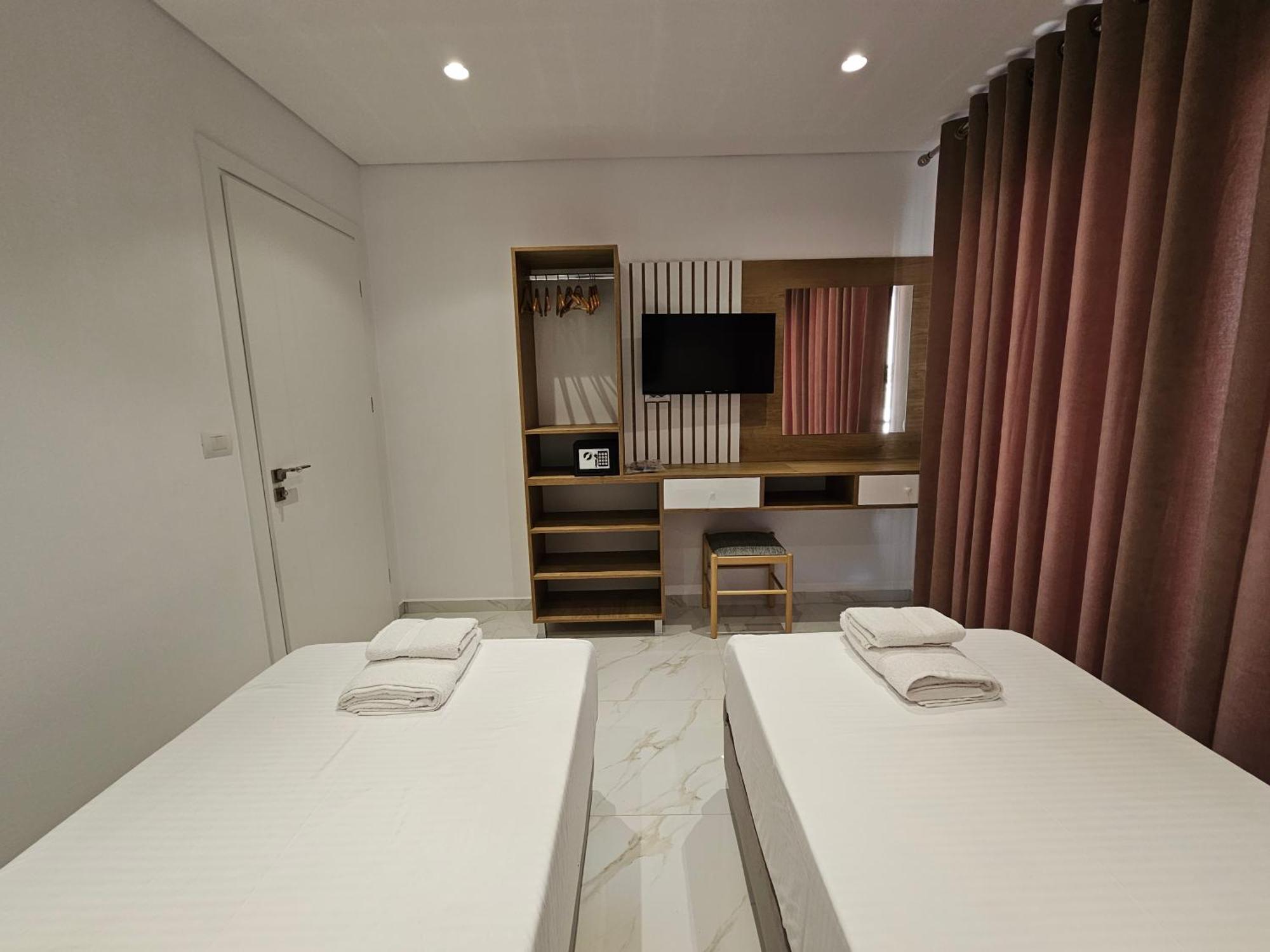 Apartments Veliaj Εξαμίλιο Εξωτερικό φωτογραφία