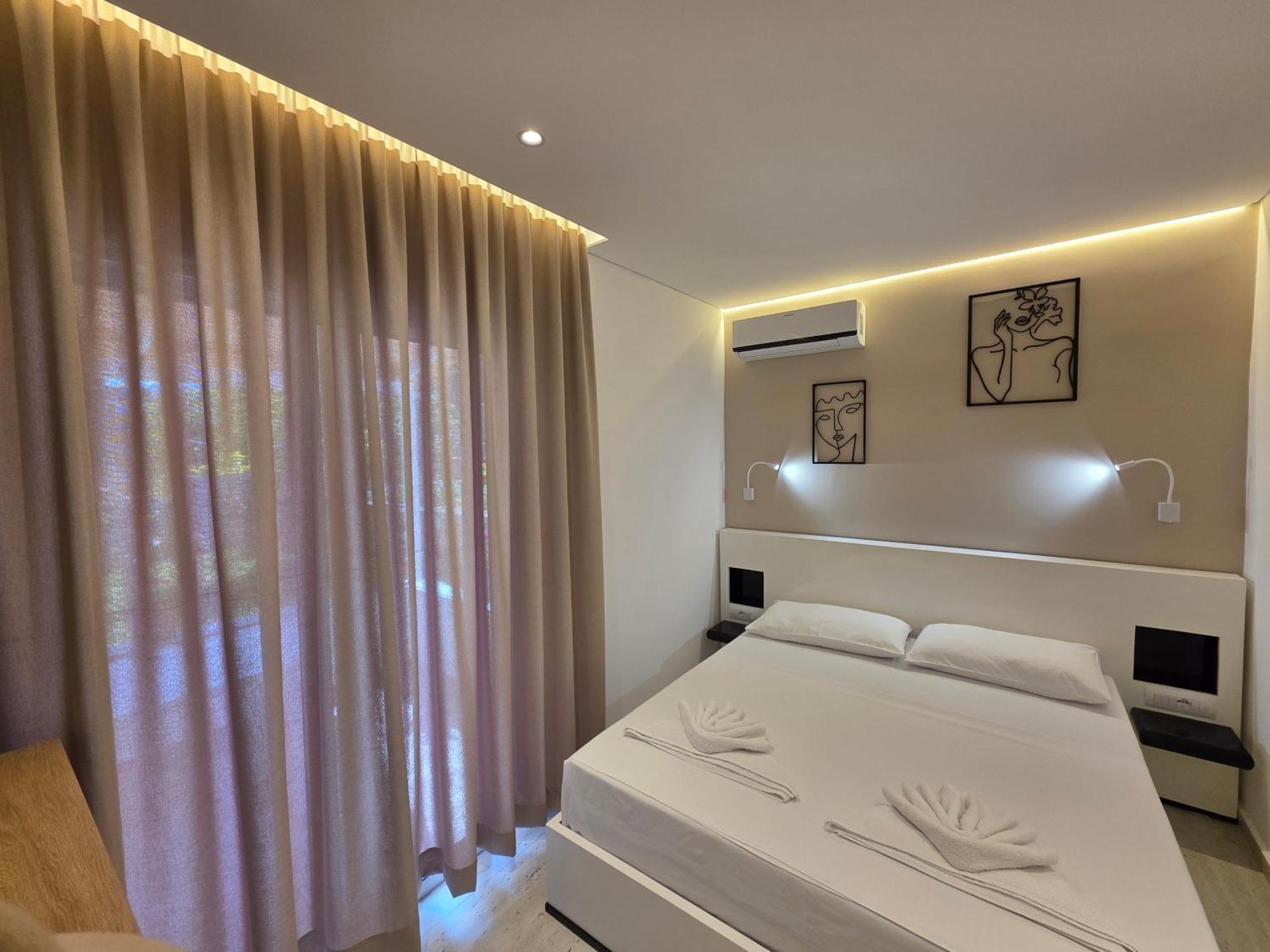 Apartments Veliaj Εξαμίλιο Εξωτερικό φωτογραφία