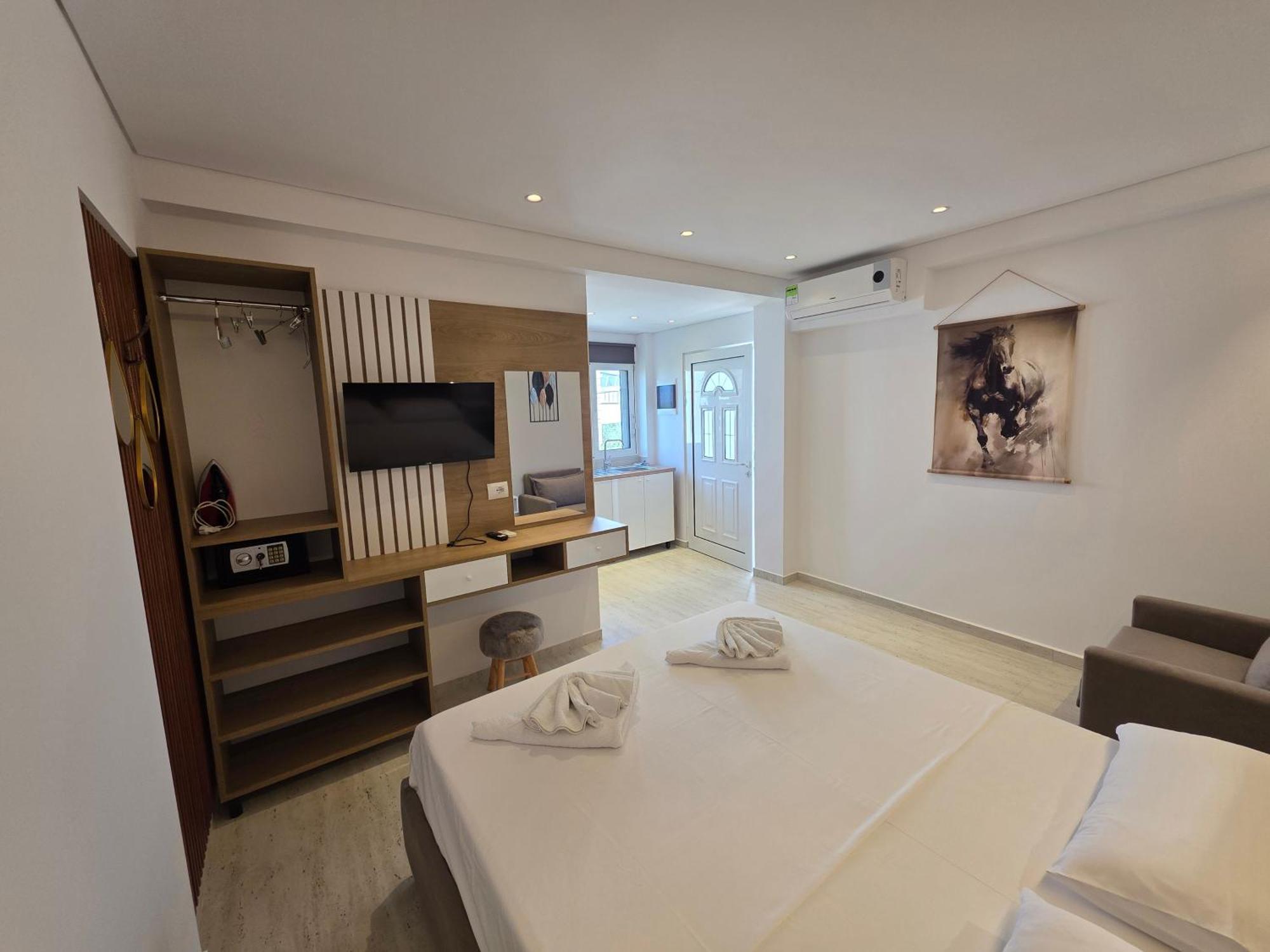 Apartments Veliaj Εξαμίλιο Εξωτερικό φωτογραφία